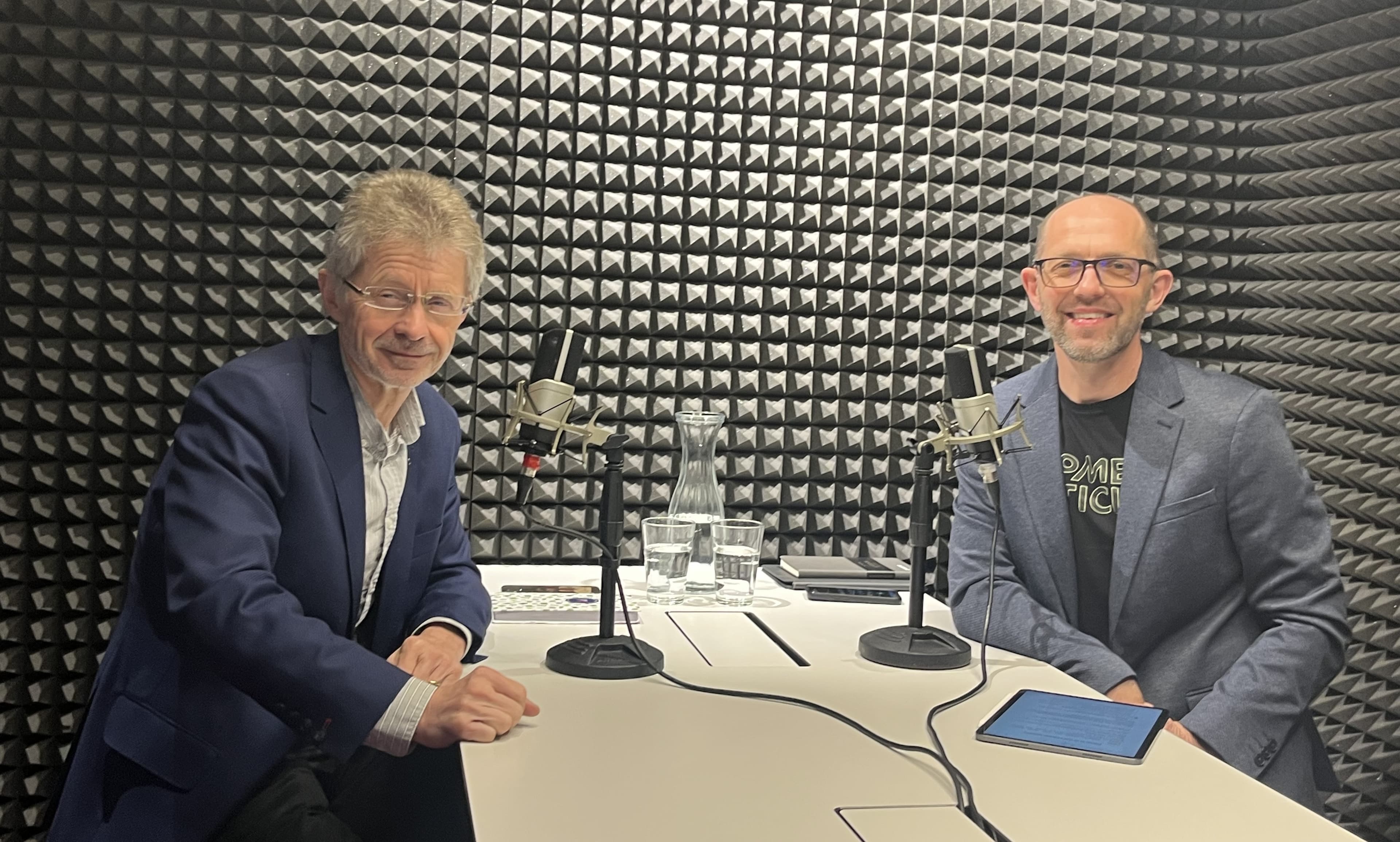 21 — „Občanská společnost je základem paliativní péče." Host: Miloš Vystrčil